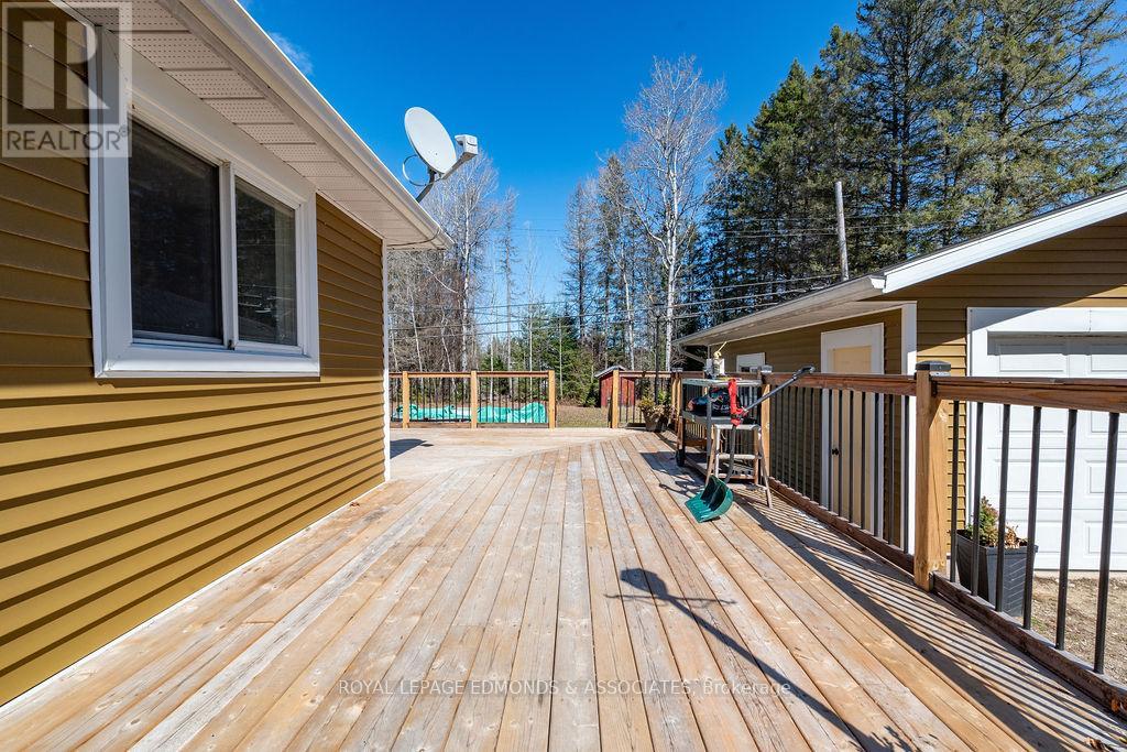 32926 Highway 17 Highway E, Deep River, Ontario  K0J 1P0 - Photo 3 - X13023222