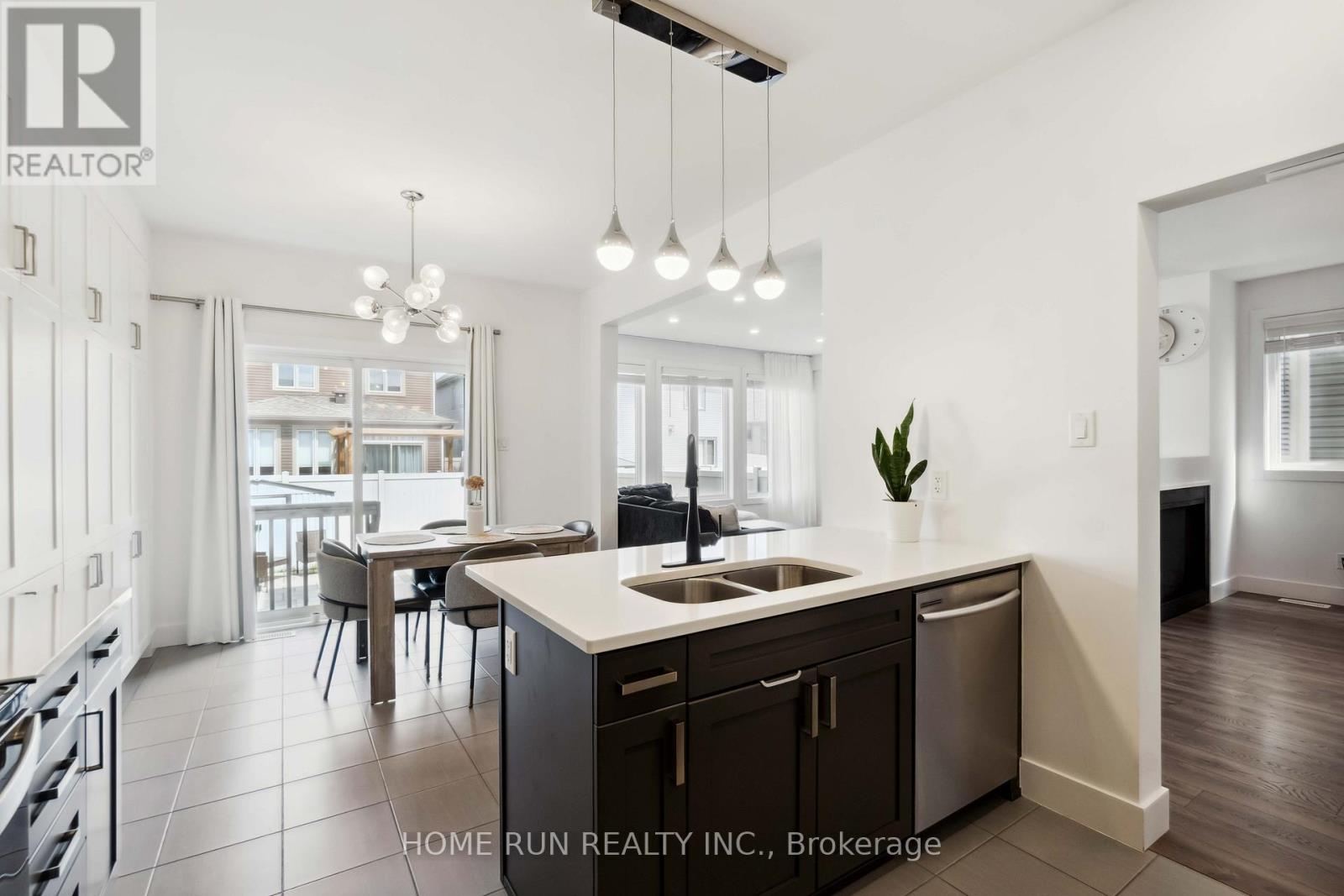 334 Haliburton Heights, Ottawa, Ontario  K2V 0G1 - Photo 12 - X13023208