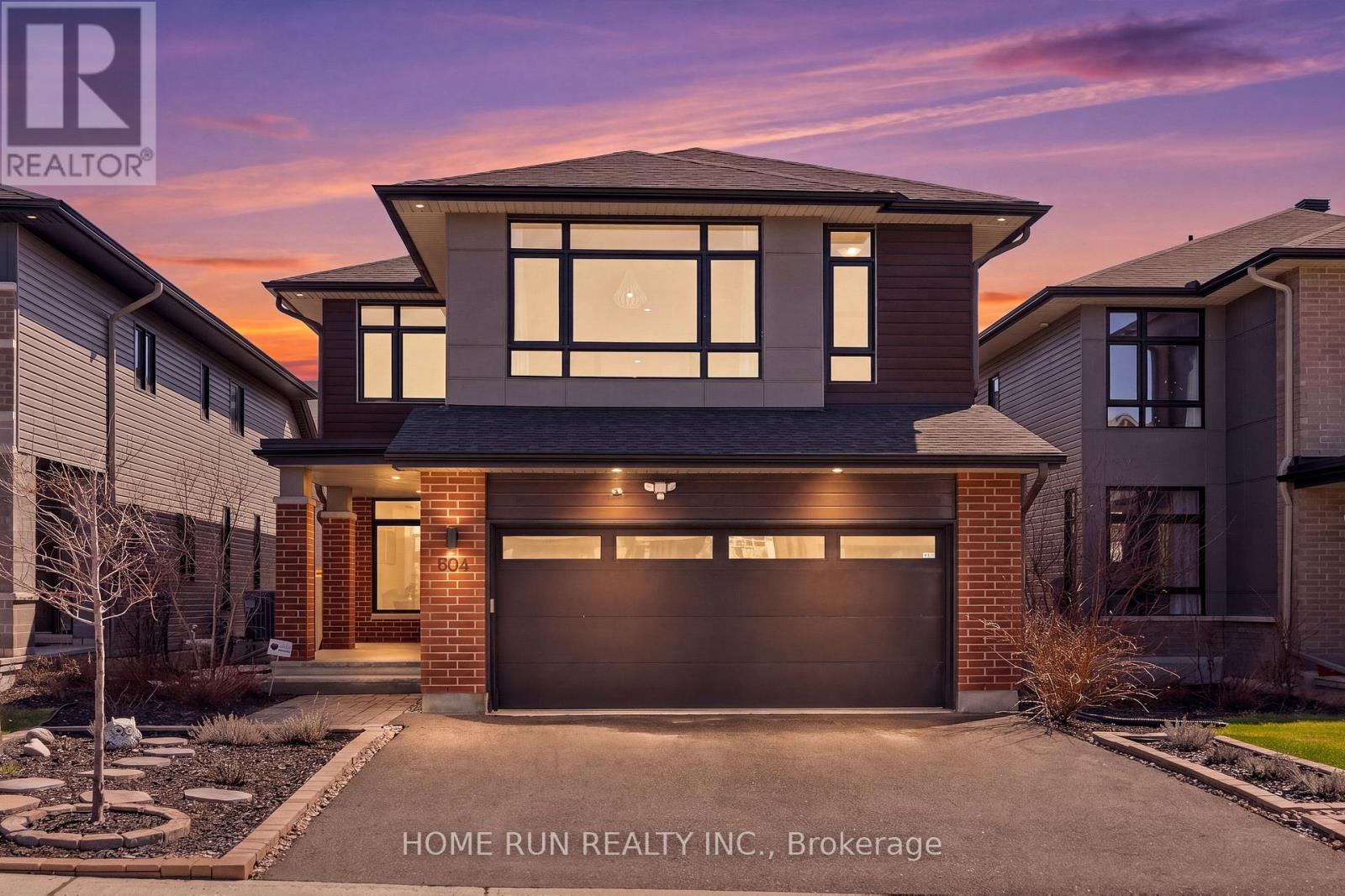 804 Atrium Ridge, Ottawa, Ontario  K4M 0J7 - Photo 2 - X13023278