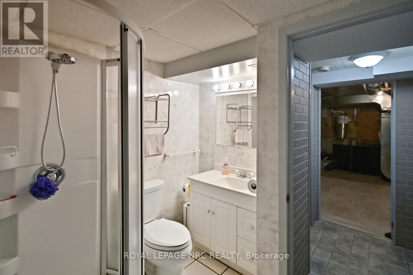 78 Page Drive, Welland, Ontario  L3C 6E4 - Photo 38 - X13023238