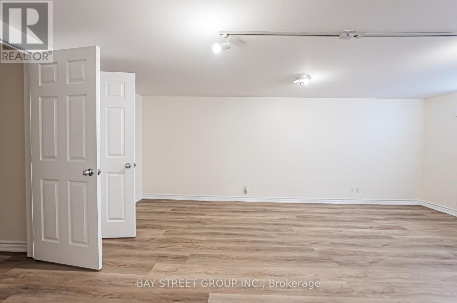 38 Foursome Crescent, Toronto, Ontario  M2P 1W3 - Photo 26 - C13023228