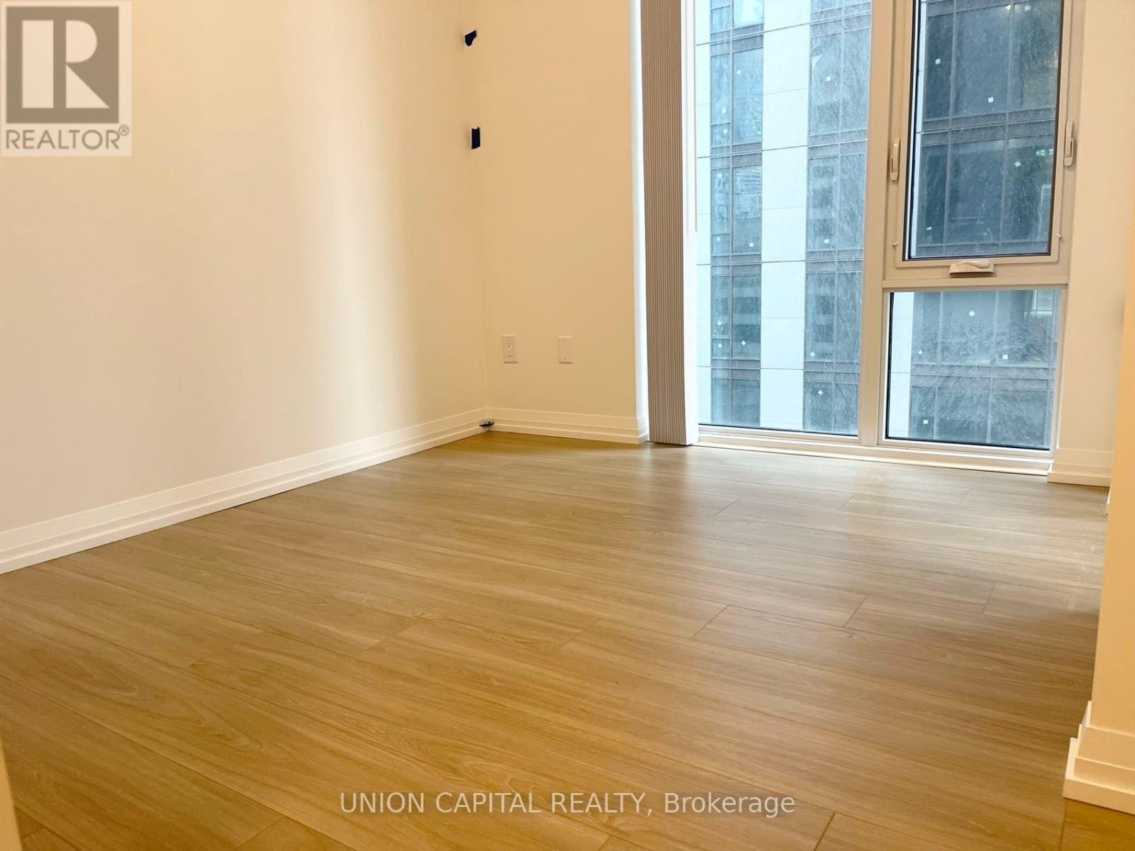 1905 - 8 Widmer Street, Toronto, Ontario  M5V 0W6 - Photo 13 - C13023232