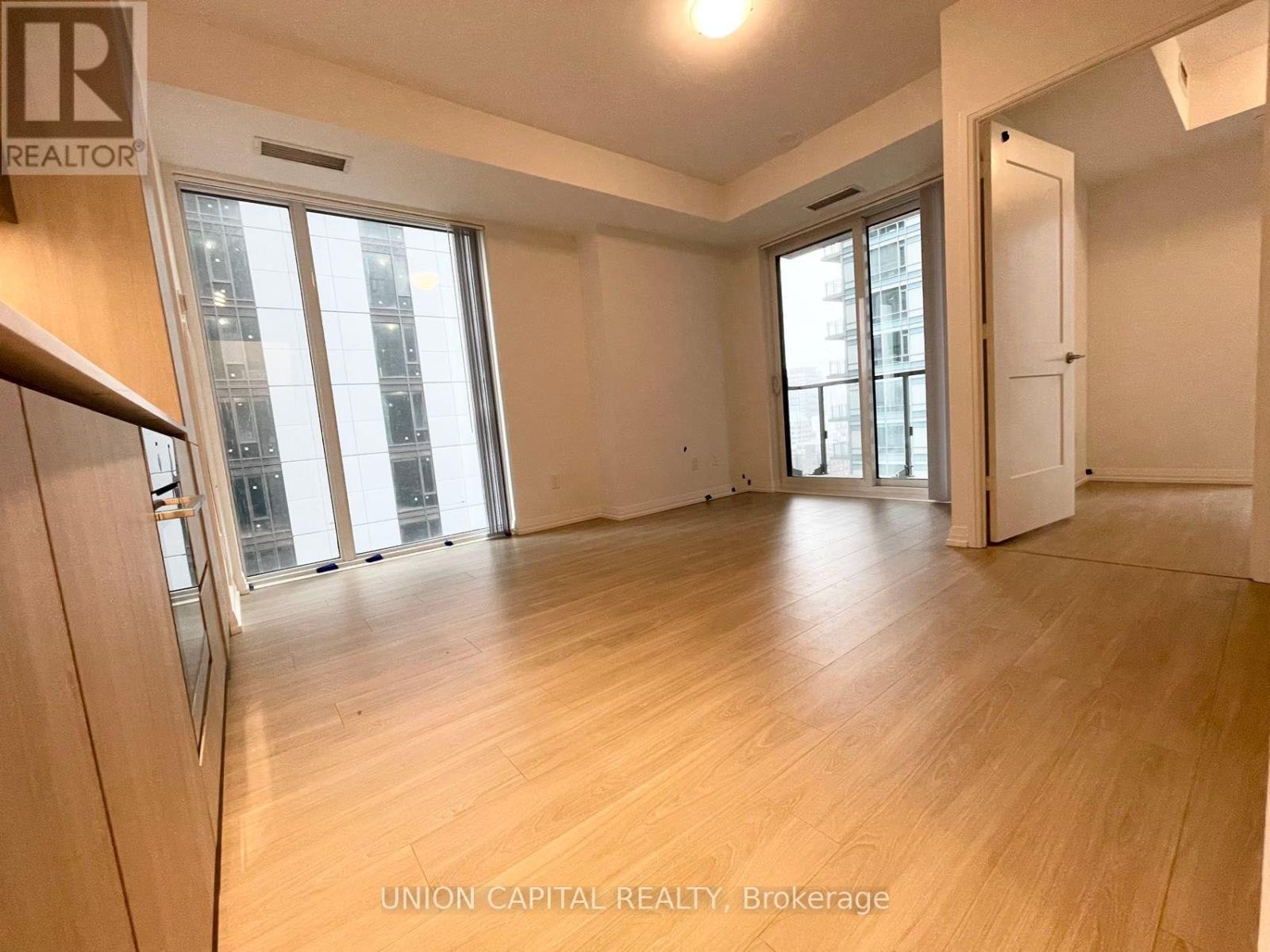 1905 - 8 Widmer Street, Toronto, Ontario  M5V 0W6 - Photo 6 - C13023232