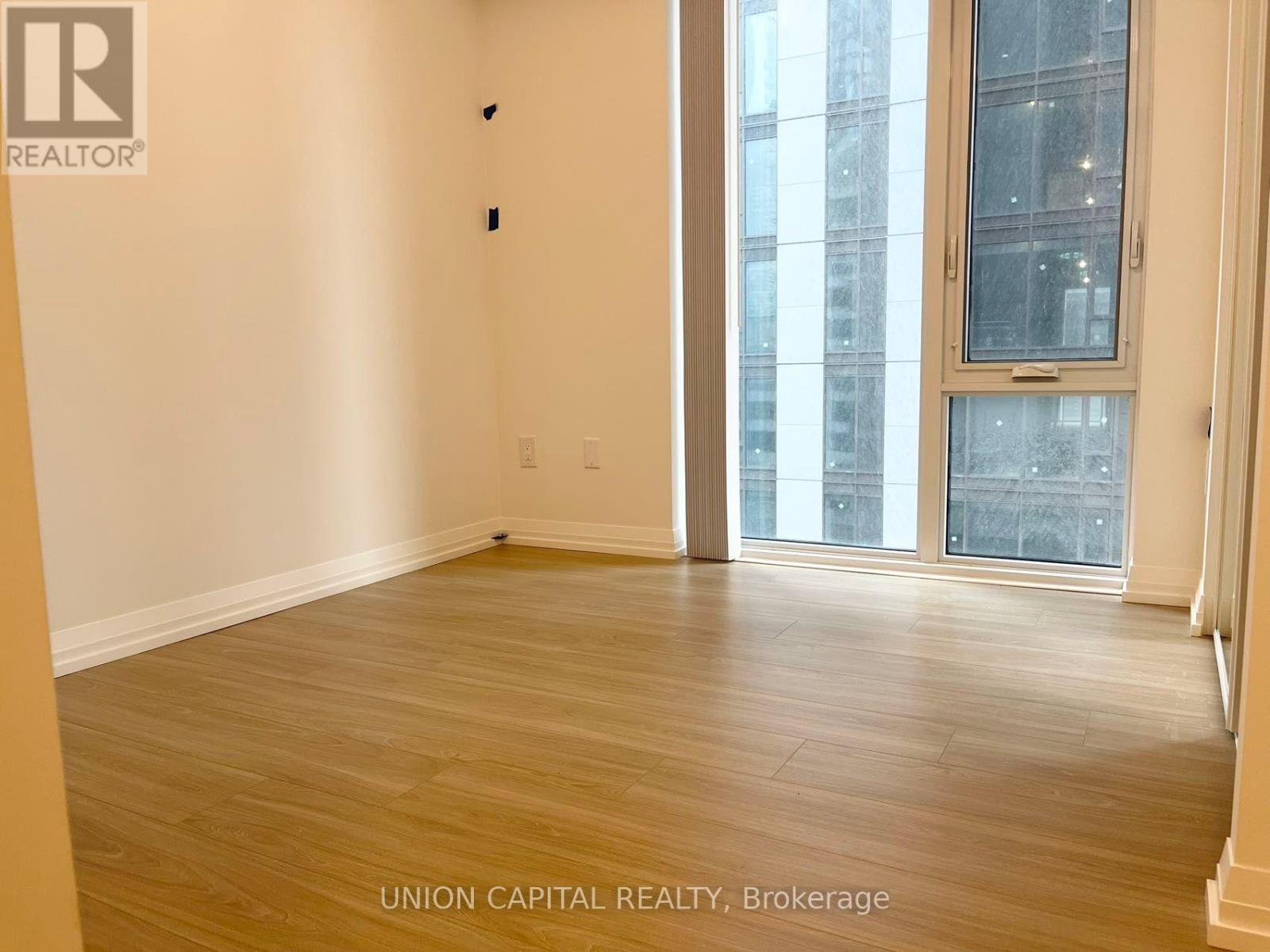 1905 - 8 Widmer Street, Toronto, Ontario  M5V 0W6 - Photo 9 - C13023232