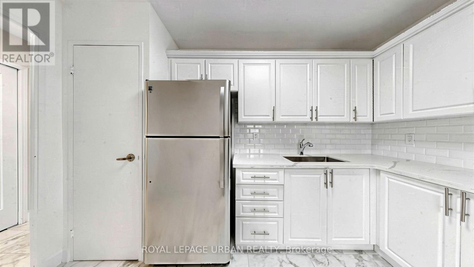 602 - 60 Pavane Linkway, Toronto, Ontario  M3C 1A1 - Photo 12 - C13023262