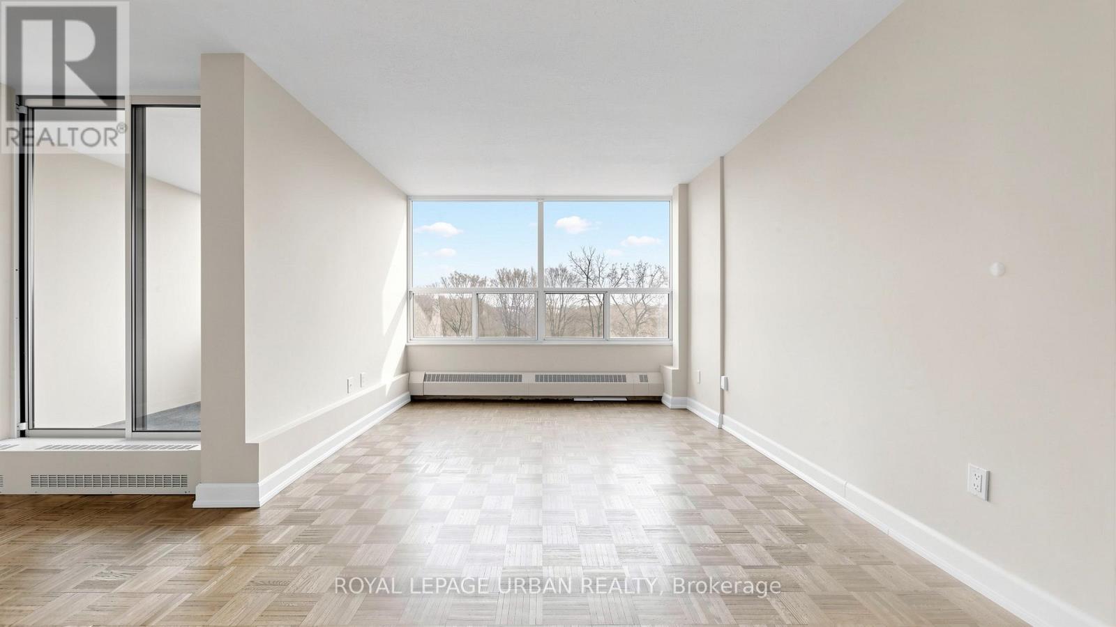 602 - 60 Pavane Linkway, Toronto, Ontario  M3C 1A1 - Photo 7 - C13023262