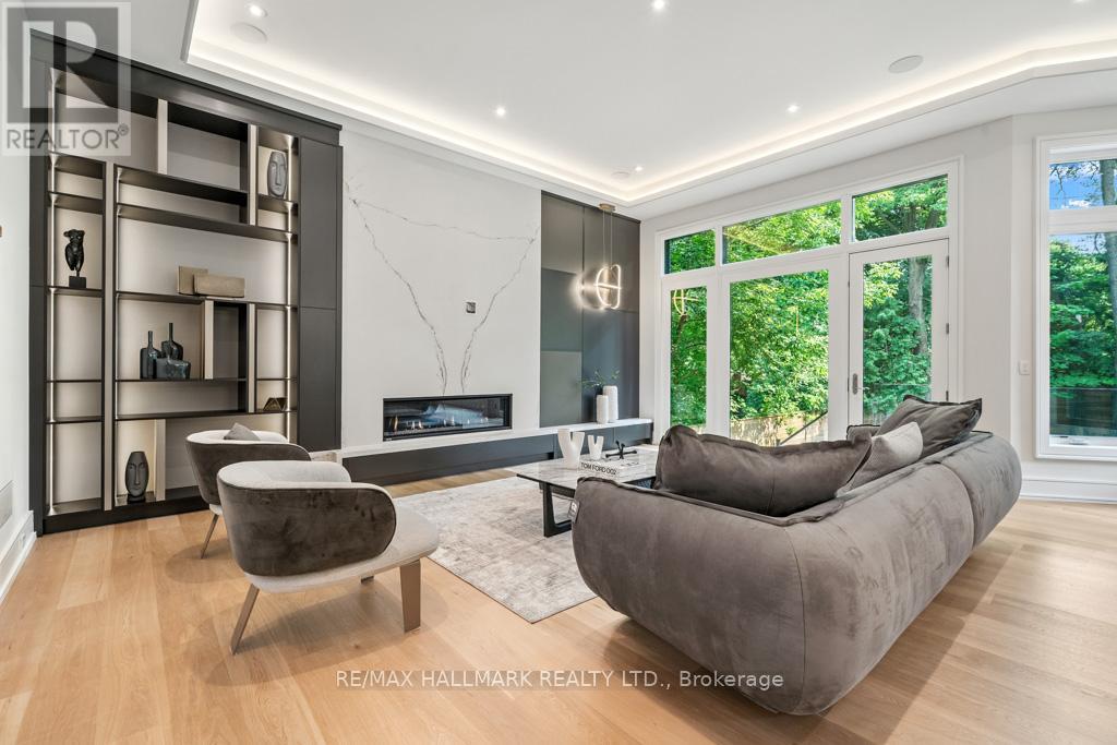 215 Northwood Drive, Toronto, Ontario  M2M 2K5 - Photo 20 - C13023270