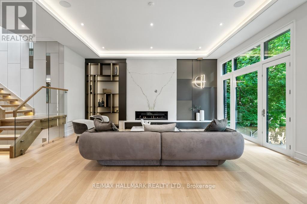 215 Northwood Drive, Toronto, Ontario  M2M 2K5 - Photo 21 - C13023270