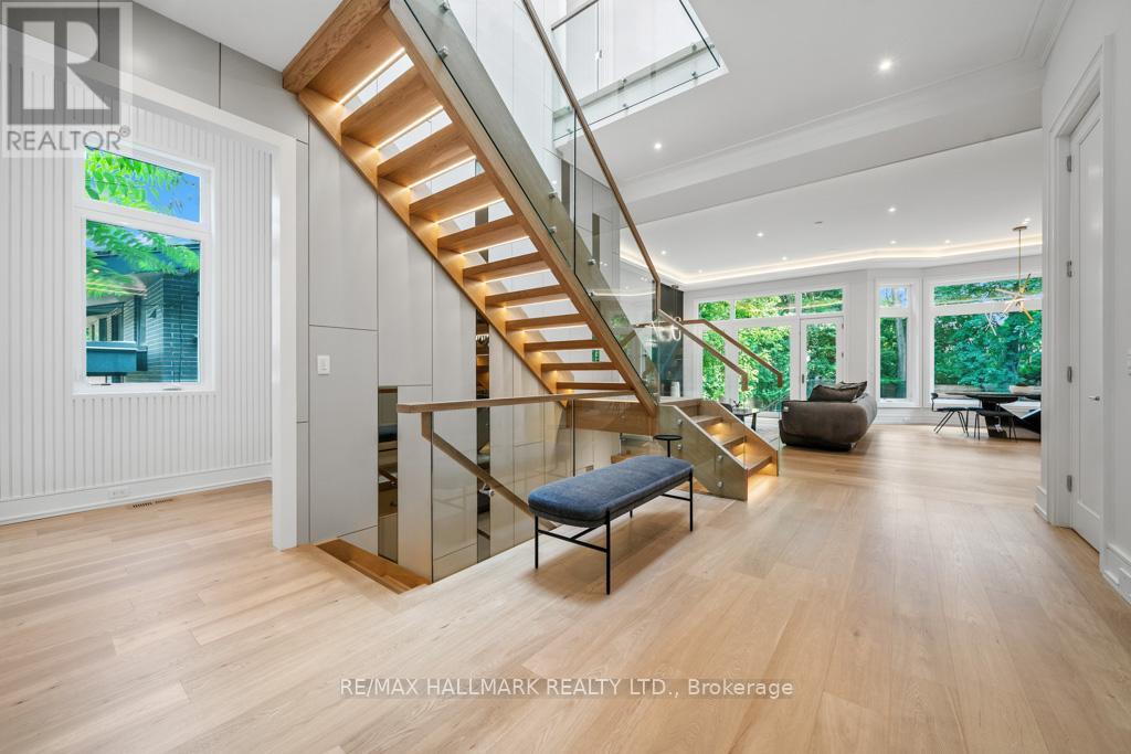 215 Northwood Drive, Toronto, Ontario  M2M 2K5 - Photo 23 - C13023270