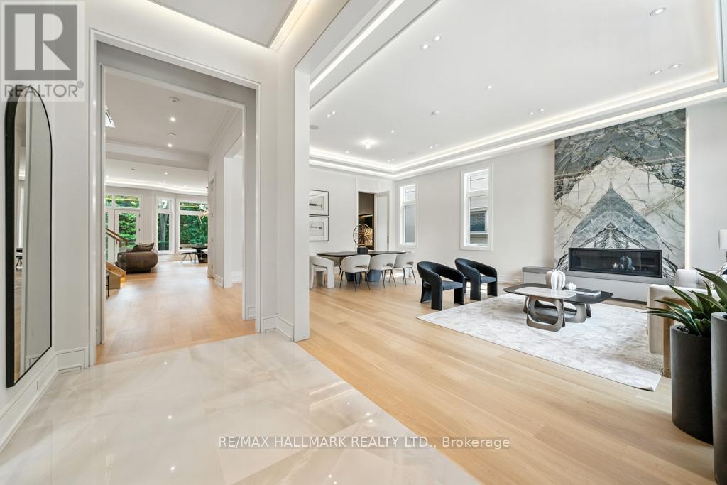 215 Northwood Drive, Toronto, Ontario  M2M 2K5 - Photo 6 - C13023270