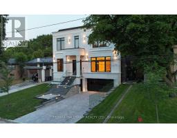 215 NORTHWOOD DRIVE, Toronto, Ontario