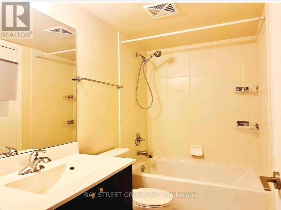 1908 - 151 Village Green Square, Toronto, Ontario  M1S 0K5 - Photo 8 - E13023214