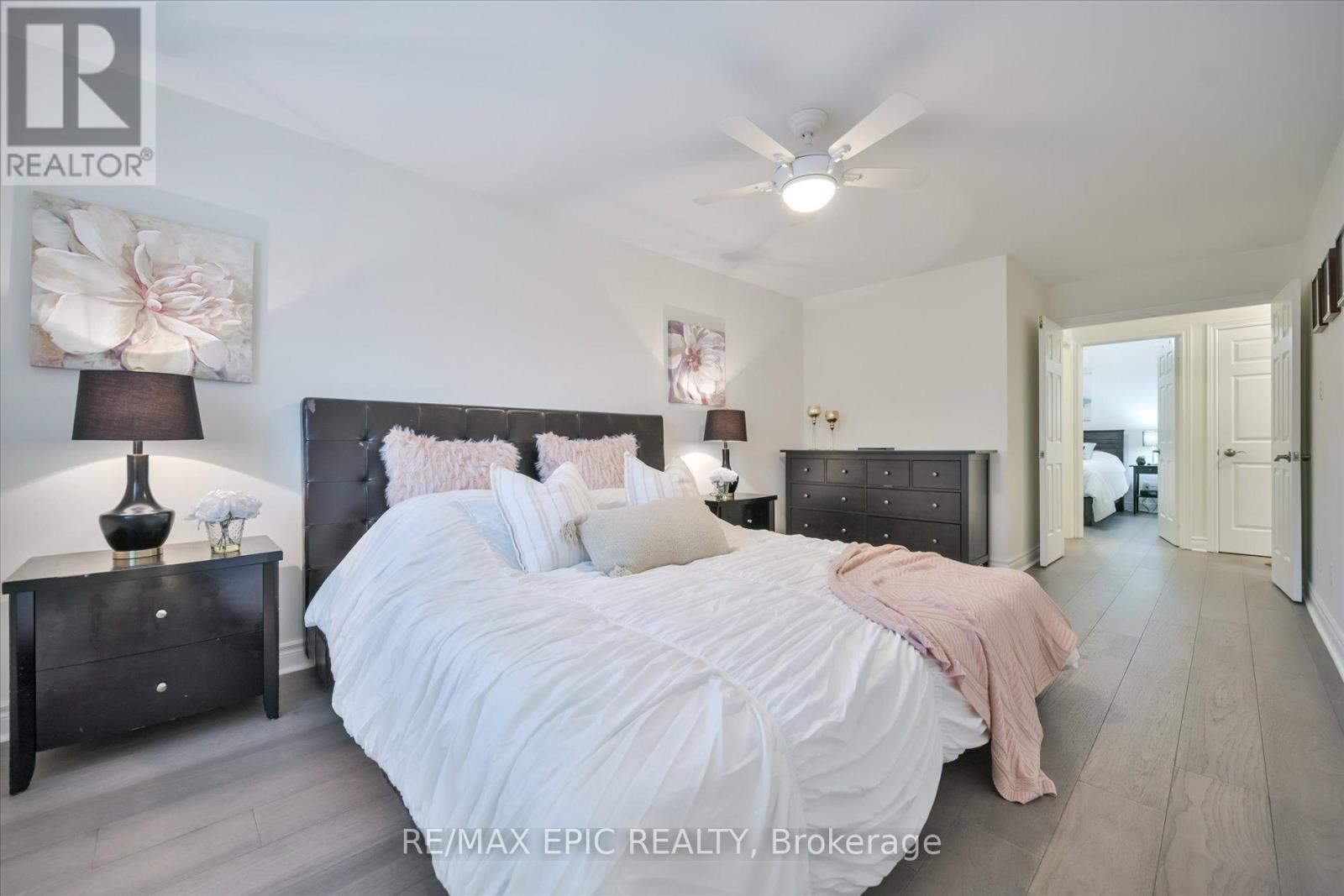 33 Emmett Place, Whitby, Ontario  L1R 2B4 - Photo 21 - E13023274