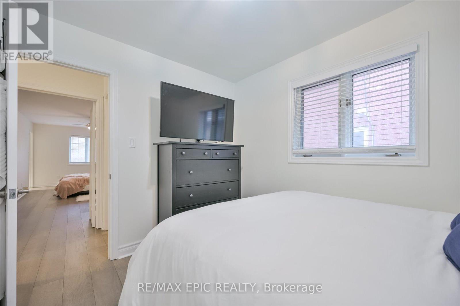 33 Emmett Place, Whitby, Ontario  L1R 2B4 - Photo 24 - E13023274