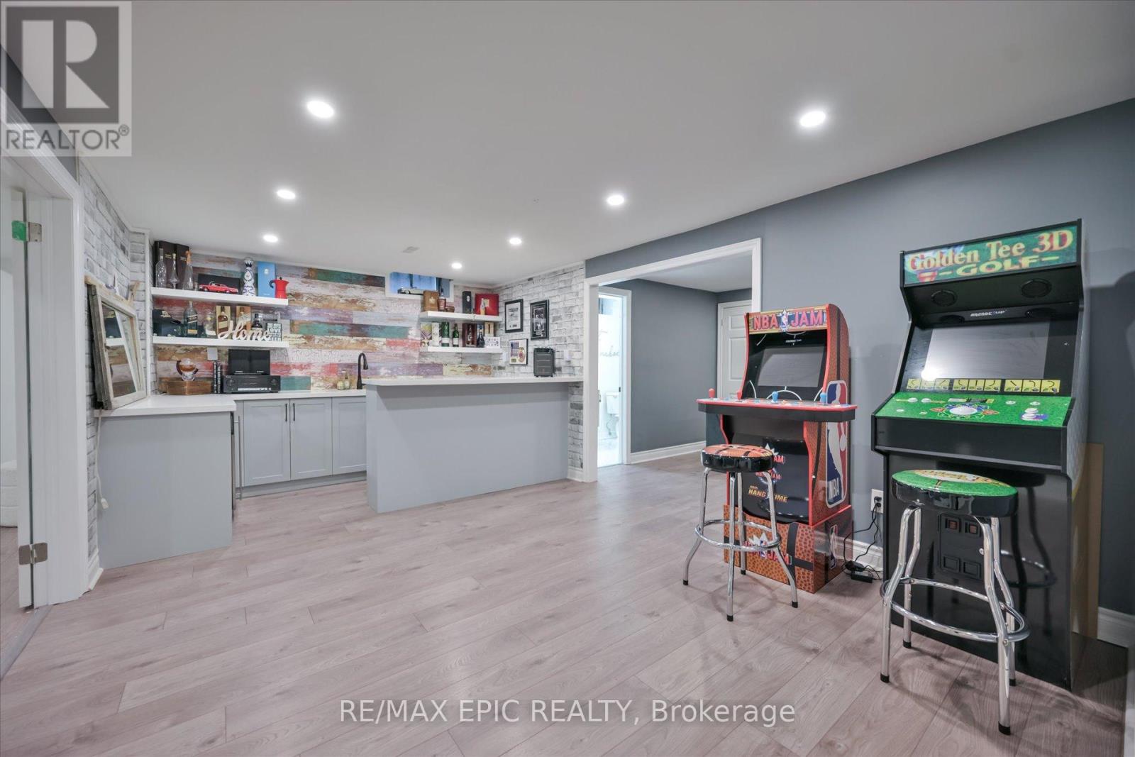 33 Emmett Place, Whitby, Ontario  L1R 2B4 - Photo 29 - E13023274