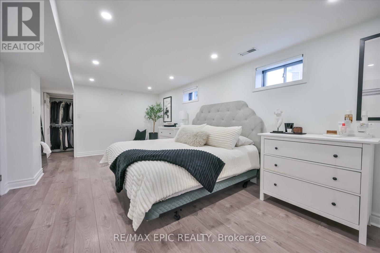 33 Emmett Place, Whitby, Ontario  L1R 2B4 - Photo 33 - E13023274