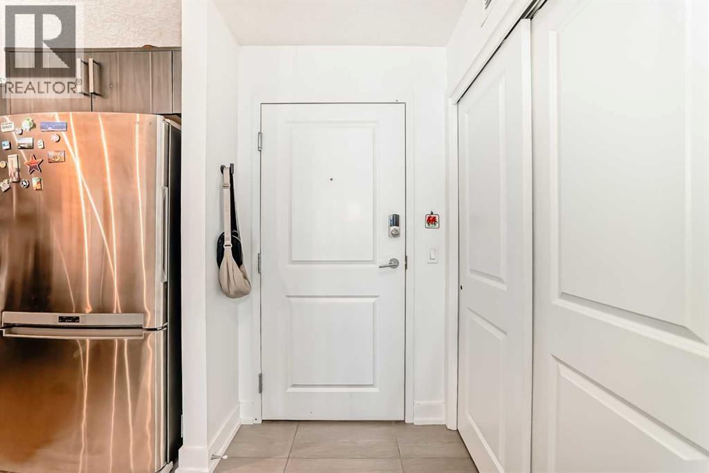 210, 611 Edmonton Trail Ne, Calgary, Alberta  T2E 3J3 - Photo 4 - A2303736