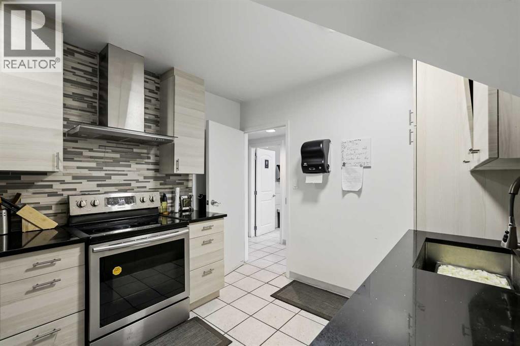 232 8a Street NE, Calgary, Alberta  T2E 4J1 - Photo 26 - A2269236