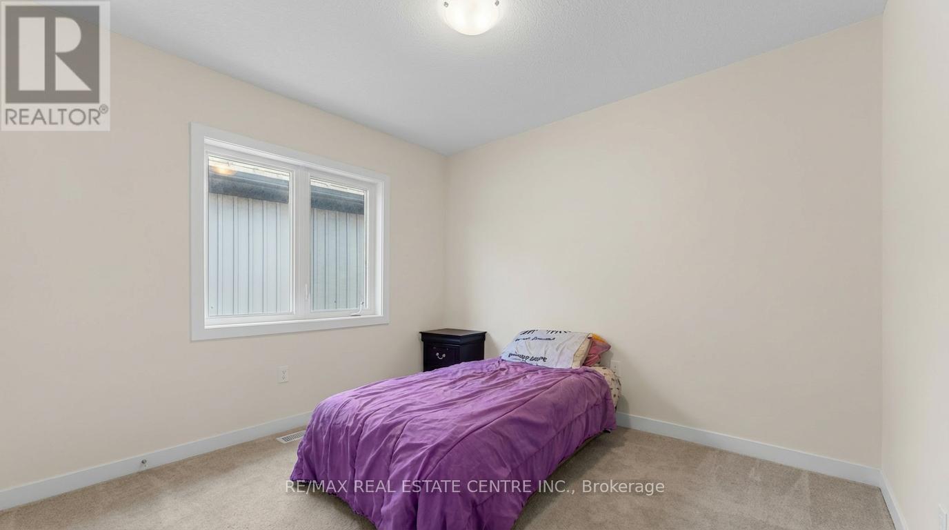 17 Downriver Drive, Welland, Ontario  L3B 0M5 - Photo 20 - X13017120