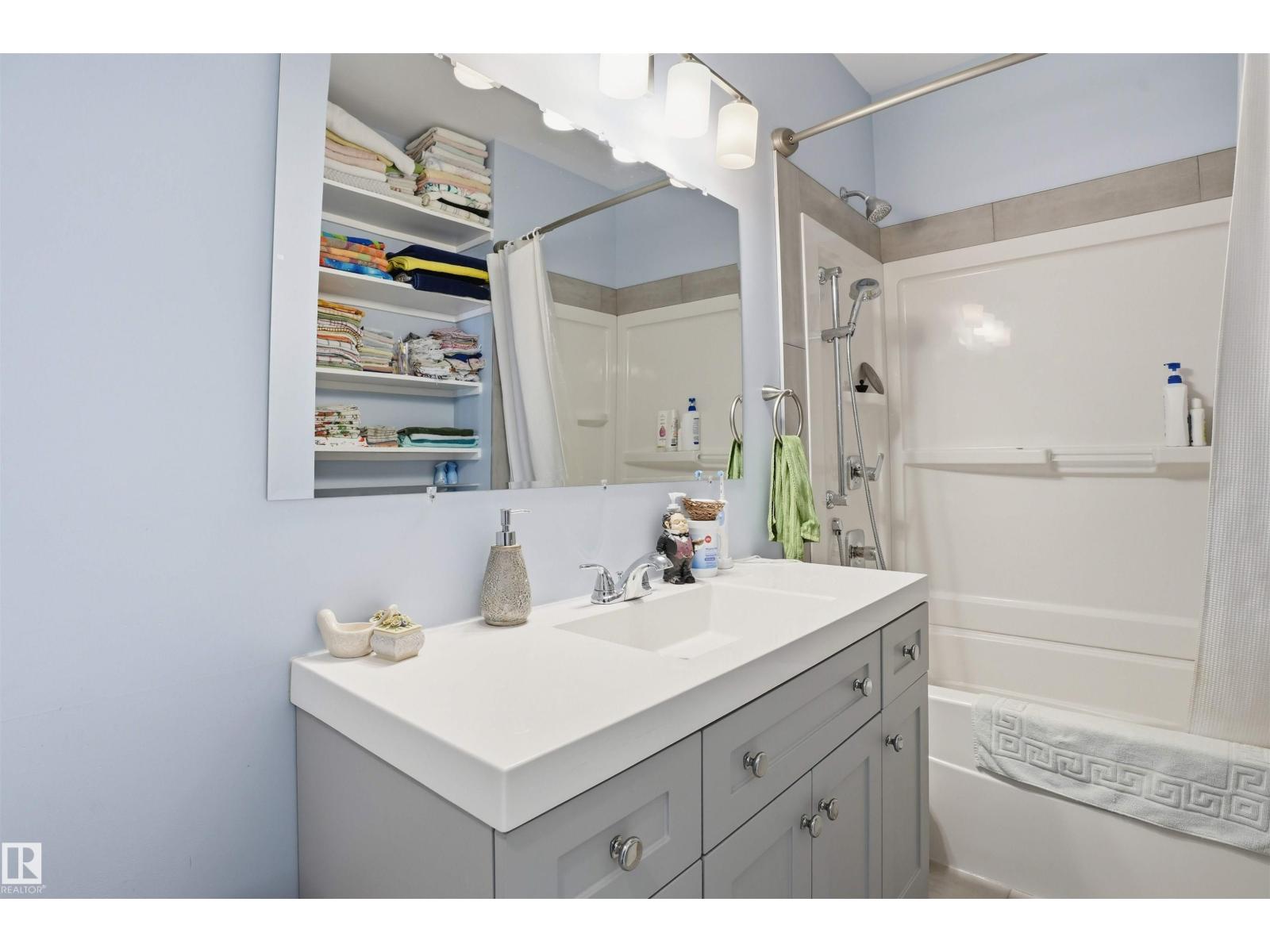 5232 51 Av, Mundare, Alberta  T0B 3H0 - Photo 8 - E4483285