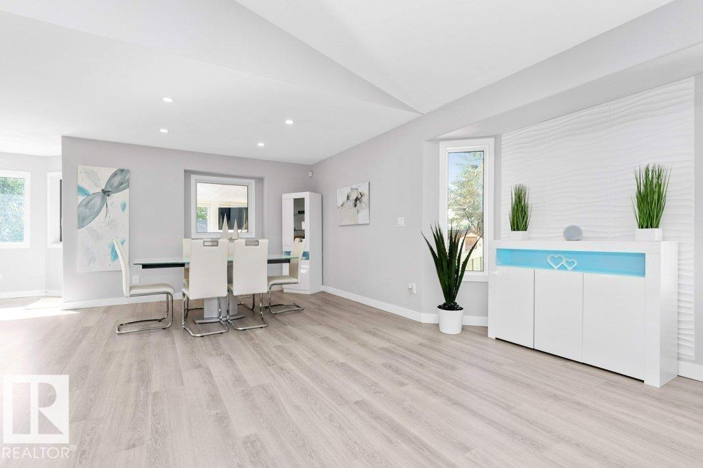 1611 Welbourn Cv Nw, Edmonton, Alberta  T6M 2M5 - Photo 16 - E4483286