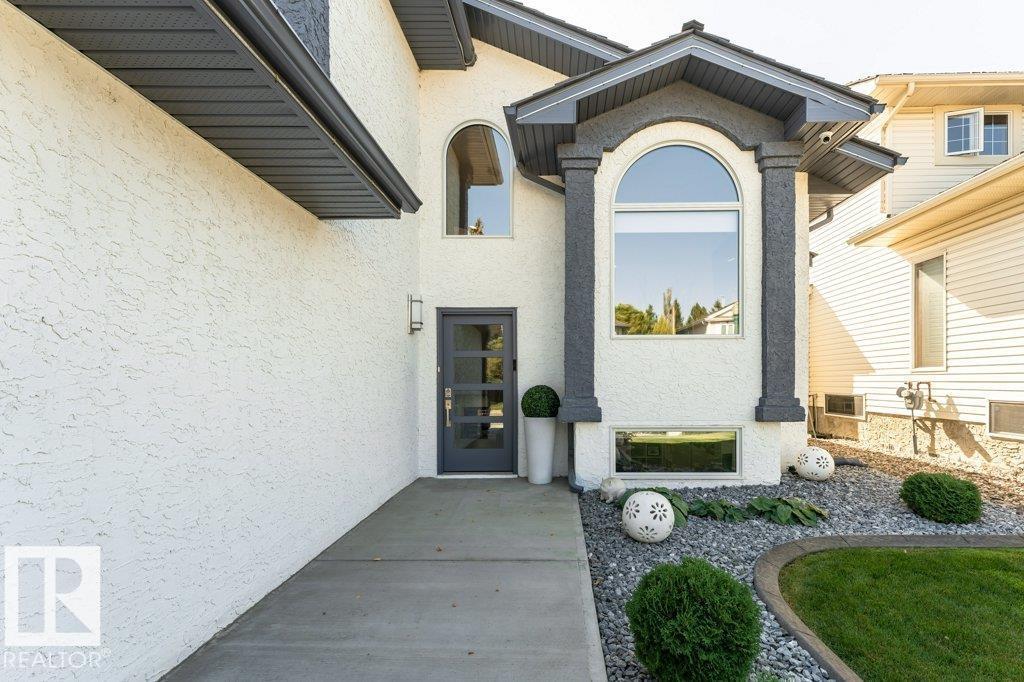 1611 Welbourn Cv Nw, Edmonton, Alberta  T6M 2M5 - Photo 3 - E4483286