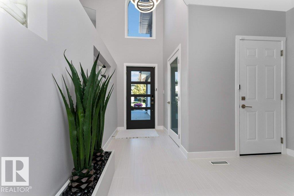 1611 Welbourn Cv Nw, Edmonton, Alberta  T6M 2M5 - Photo 7 - E4483286