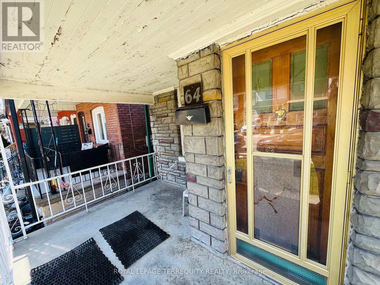 64 Chambers Avenue, Toronto, Ontario  M6N 3M2 - Photo 4 - W13023230