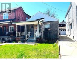 64 CHAMBERS AVENUE, Toronto, Ontario