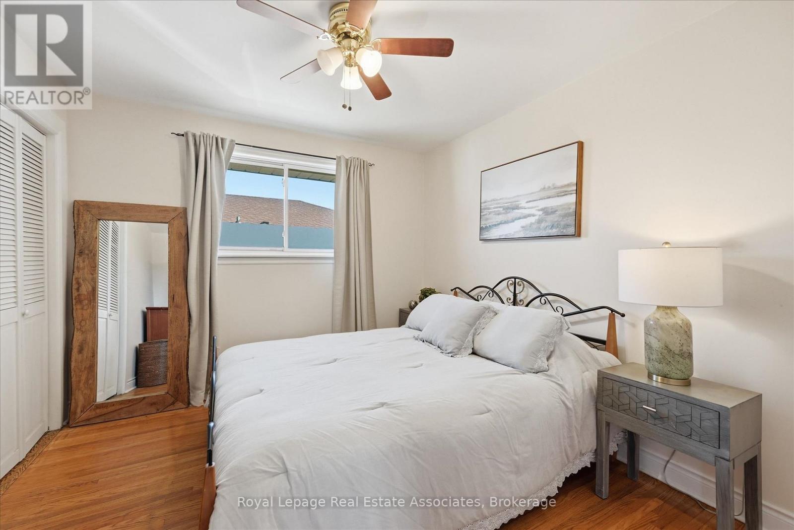 1131 Stanley Drive, Burlington, Ontario  L7P 2K6 - Photo 11 - W13023248