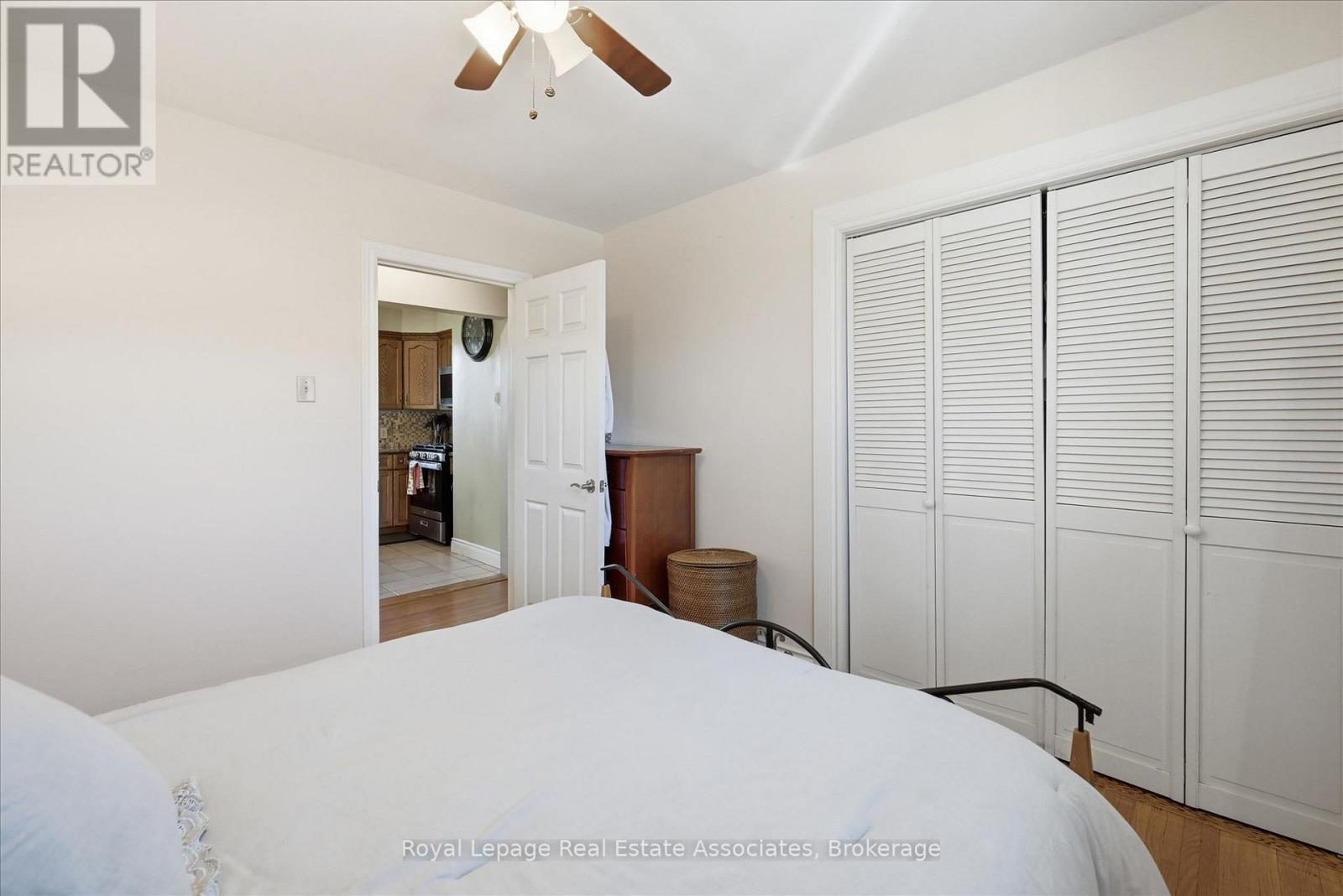 1131 Stanley Drive, Burlington, Ontario  L7P 2K6 - Photo 12 - W13023248