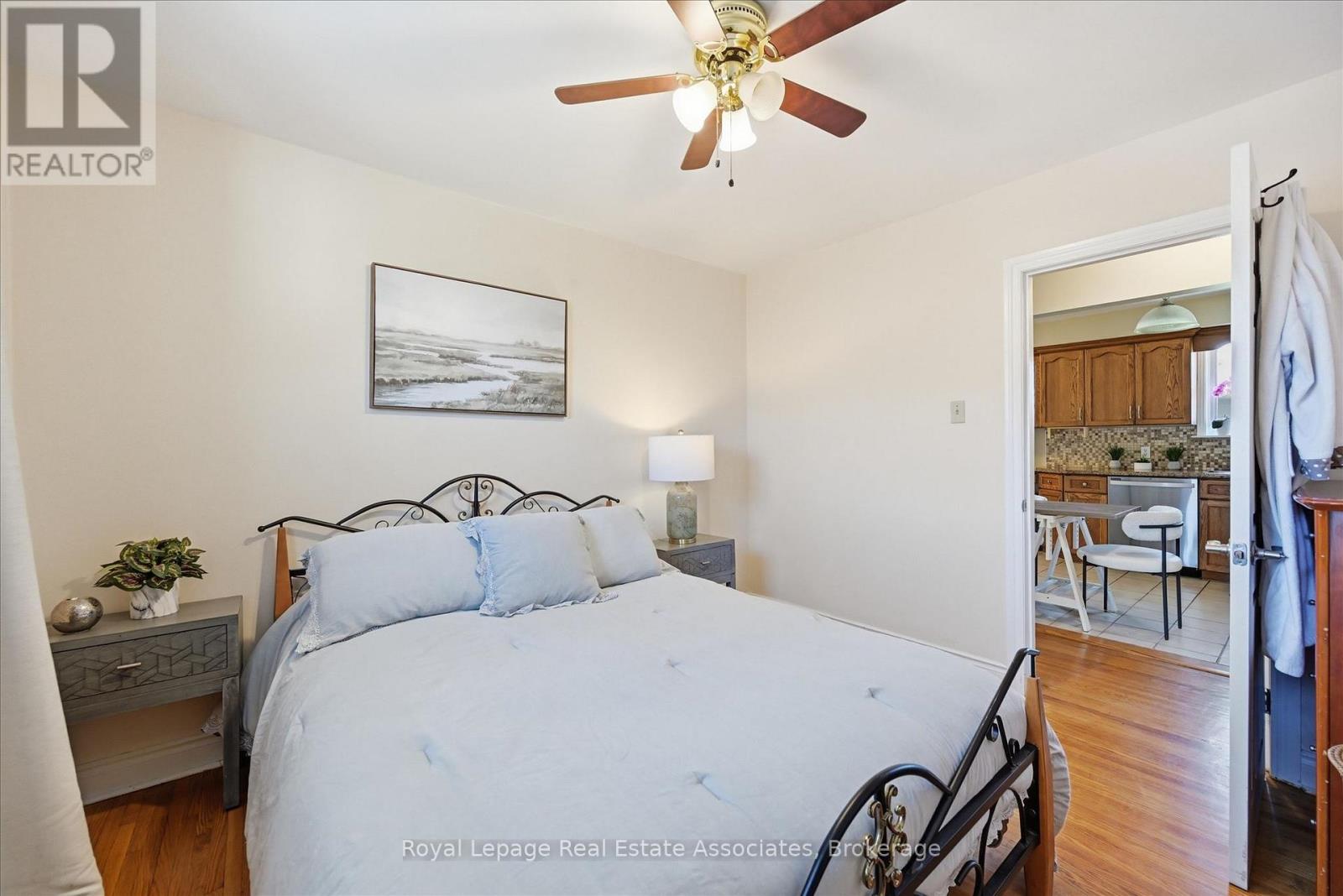 1131 Stanley Drive, Burlington, Ontario  L7P 2K6 - Photo 13 - W13023248