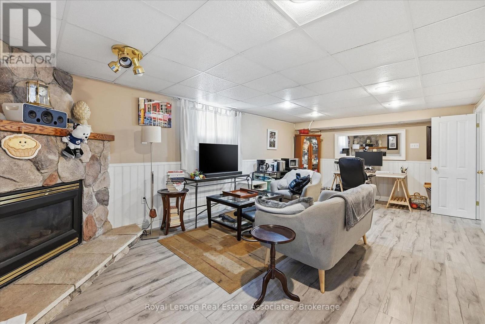 1131 Stanley Drive, Burlington, Ontario  L7P 2K6 - Photo 17 - W13023248