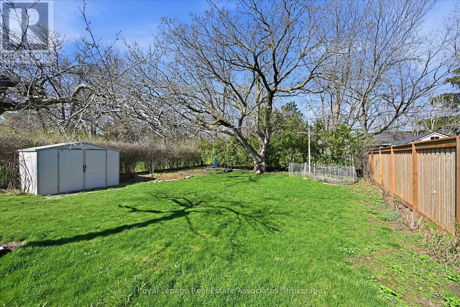 1131 Stanley Drive, Burlington, Ontario  L7P 2K6 - Photo 25 - W13023248