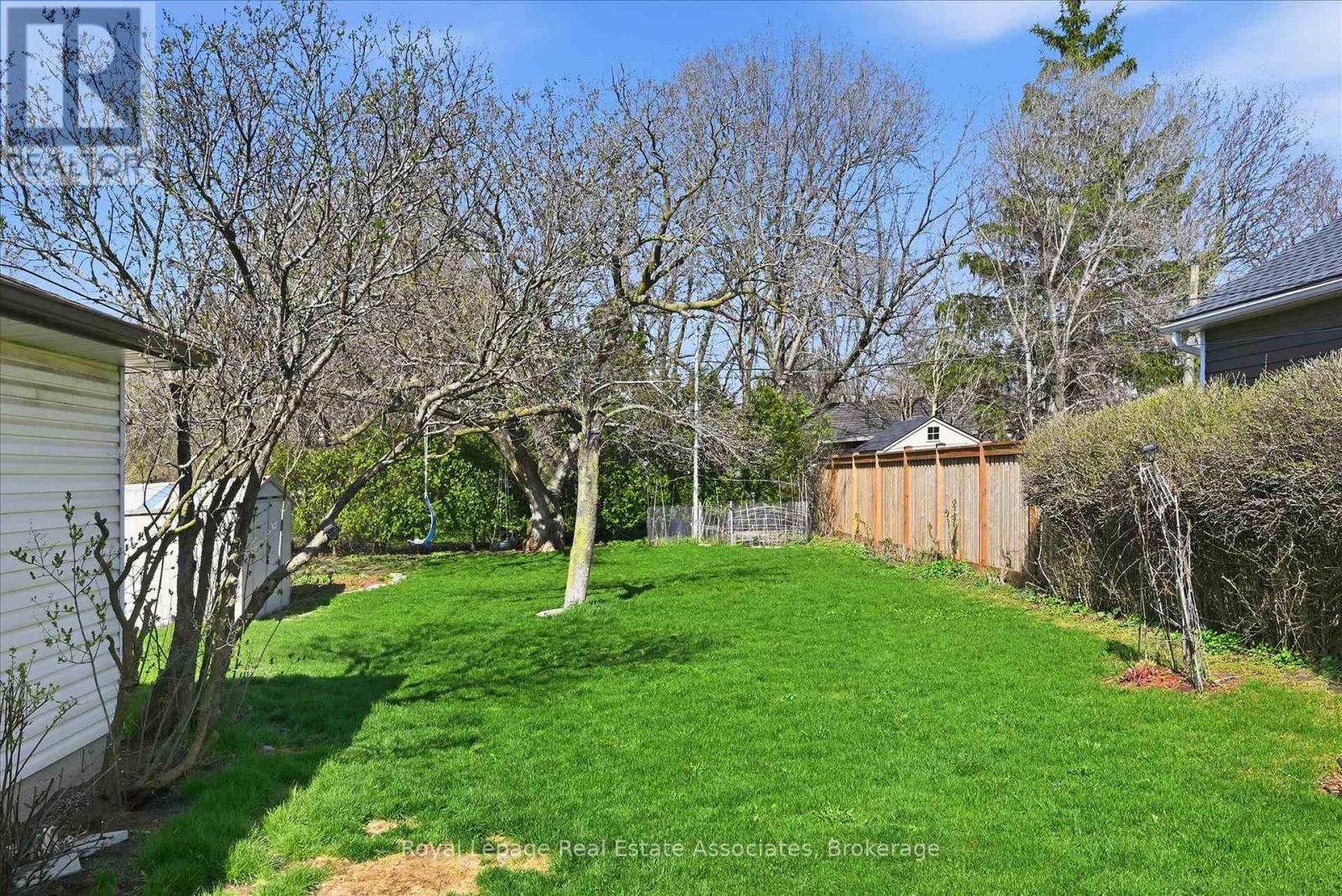 1131 Stanley Drive, Burlington, Ontario  L7P 2K6 - Photo 26 - W13023248