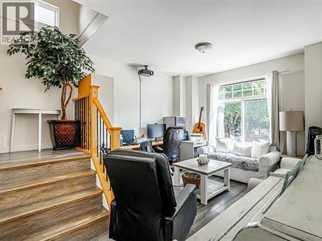 24167 102b Avenue, Maple Ridge, British Columbia  V2W 2C5 - Photo 4 - R3113451