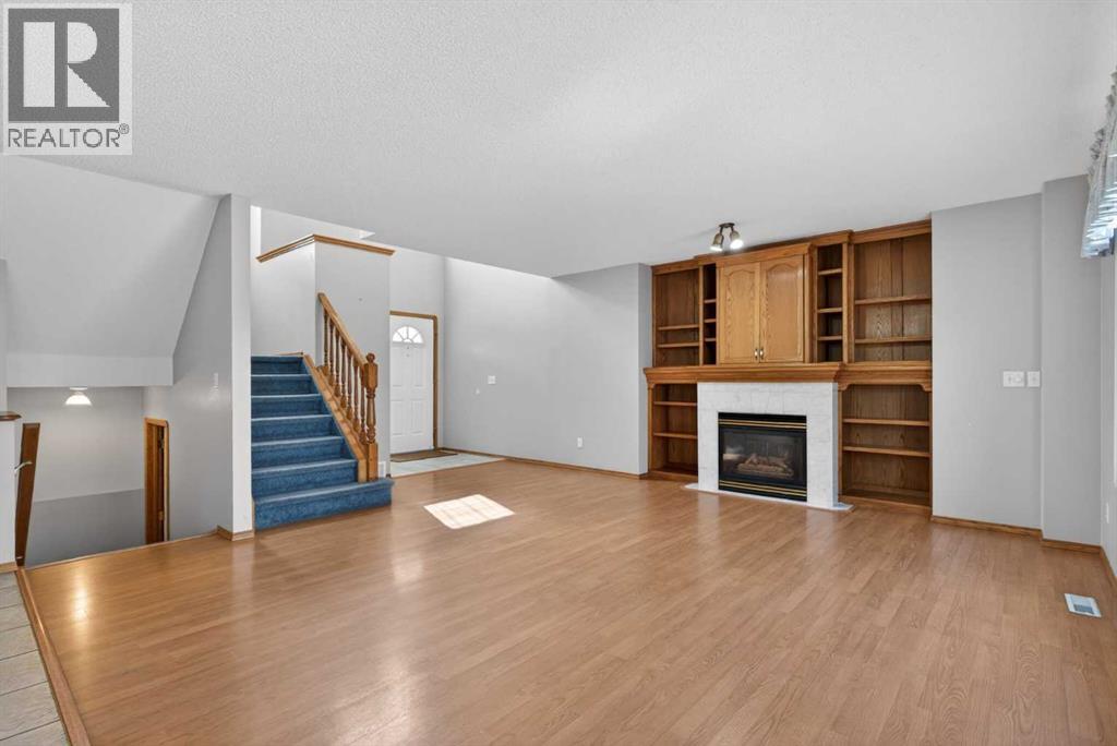 416 Douglas Glen Close Se, Calgary, Alberta  T2Z 3A4 - Photo 4 - A2302986