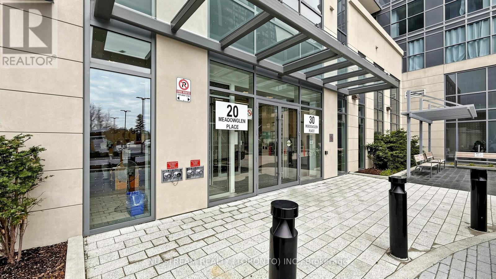 2109 - 20 Meadowglen Place, Toronto, Ontario  M1G 0A9 - Photo 23 - E13023300