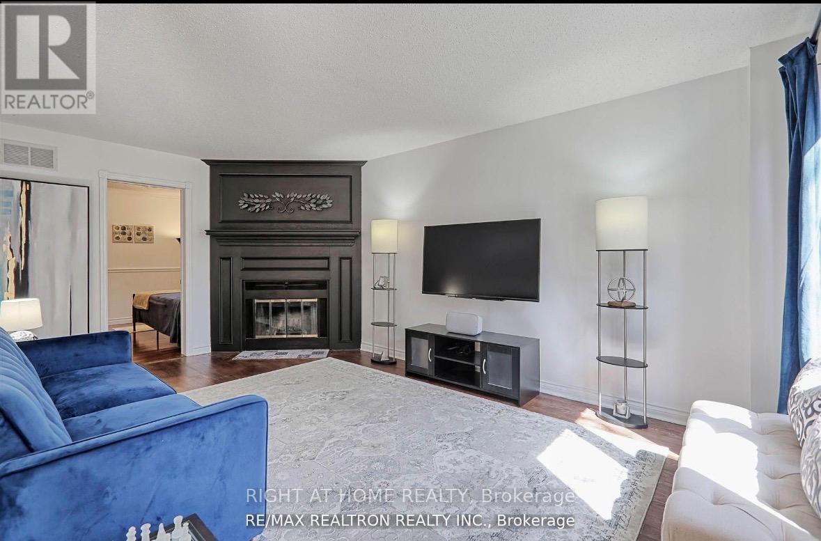 236 Mccaffrey Road, Newmarket, Ontario  L3X 1J3 - Photo 13 - N13023288