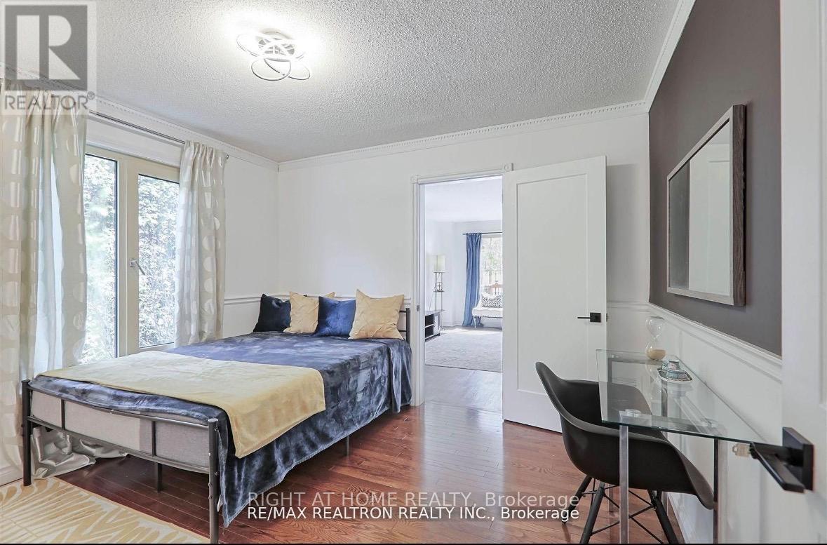 236 Mccaffrey Road, Newmarket, Ontario  L3X 1J3 - Photo 16 - N13023288