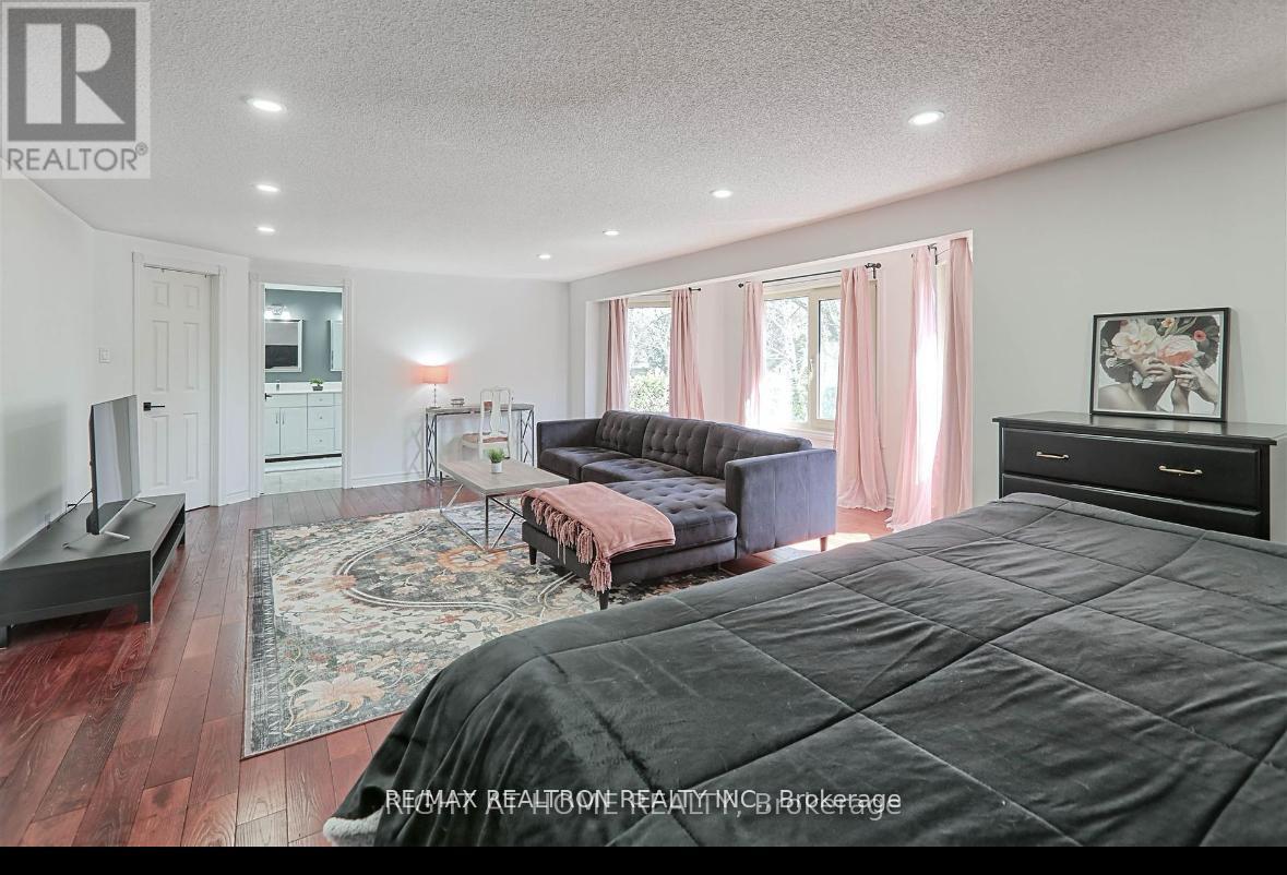 236 Mccaffrey Road, Newmarket, Ontario  L3X 1J3 - Photo 21 - N13023288