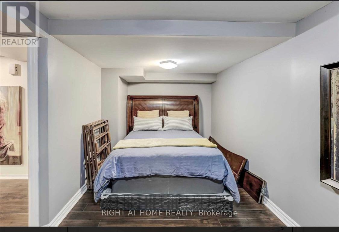 236 Mccaffrey Road, Newmarket, Ontario  L3X 1J3 - Photo 32 - N13023288