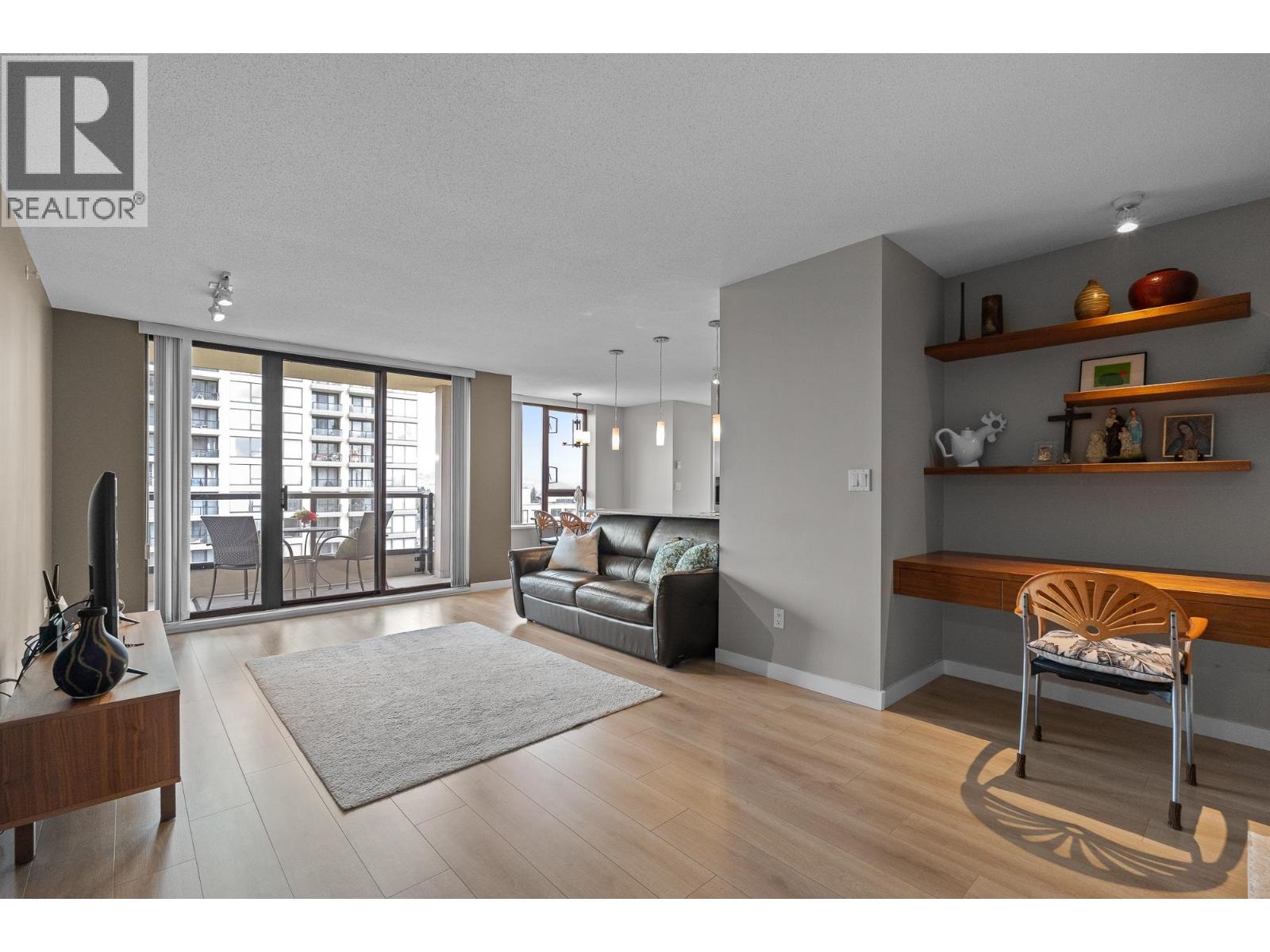 802 7088 Salisbury Avenue, Burnaby, British Columbia  V5E 0A4 - Photo 5 - R3113628