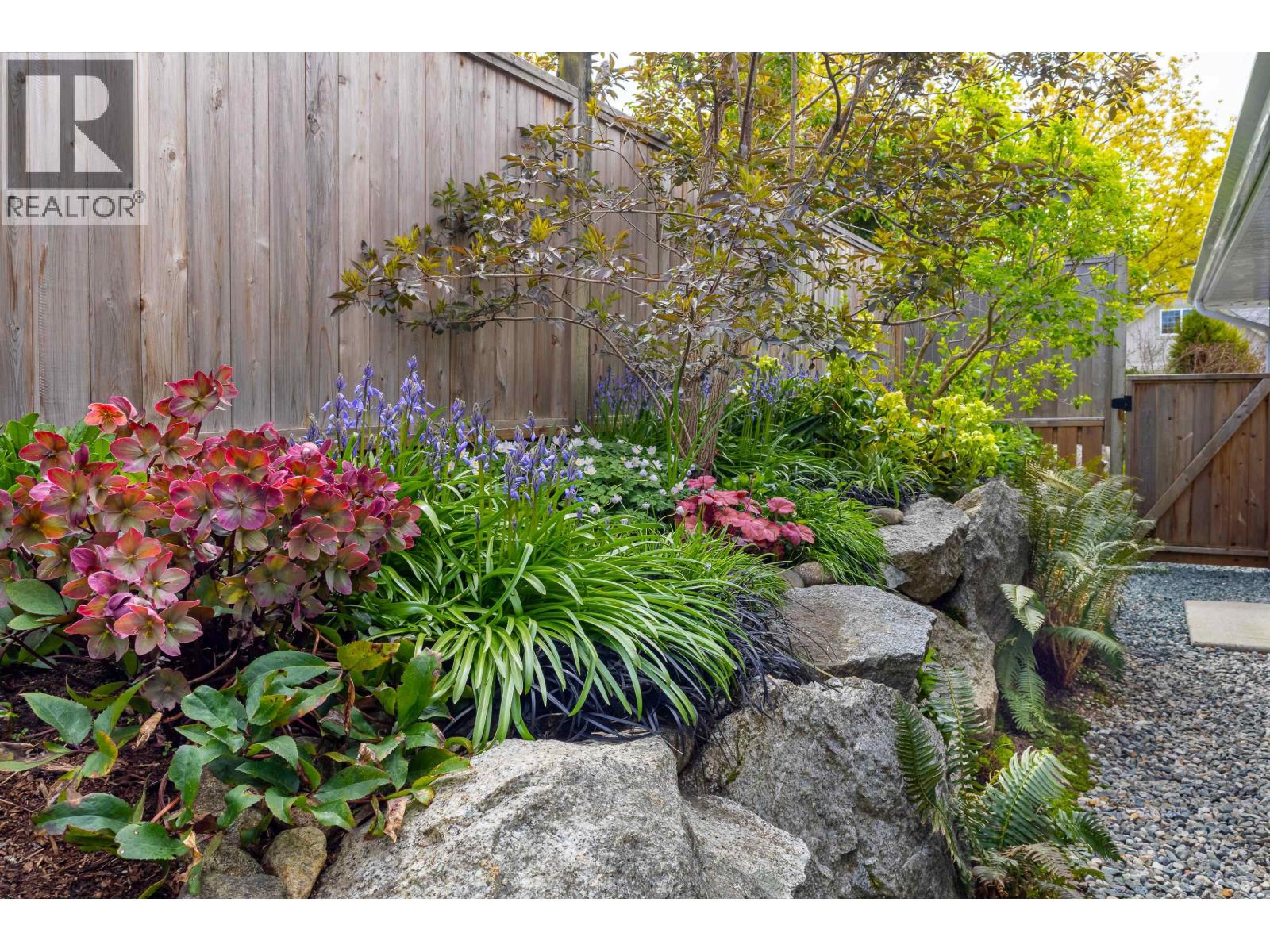 6270 Homestead Avenue, Sechelt, British Columbia  V7Z 0M6 - Photo 28 - R3082206