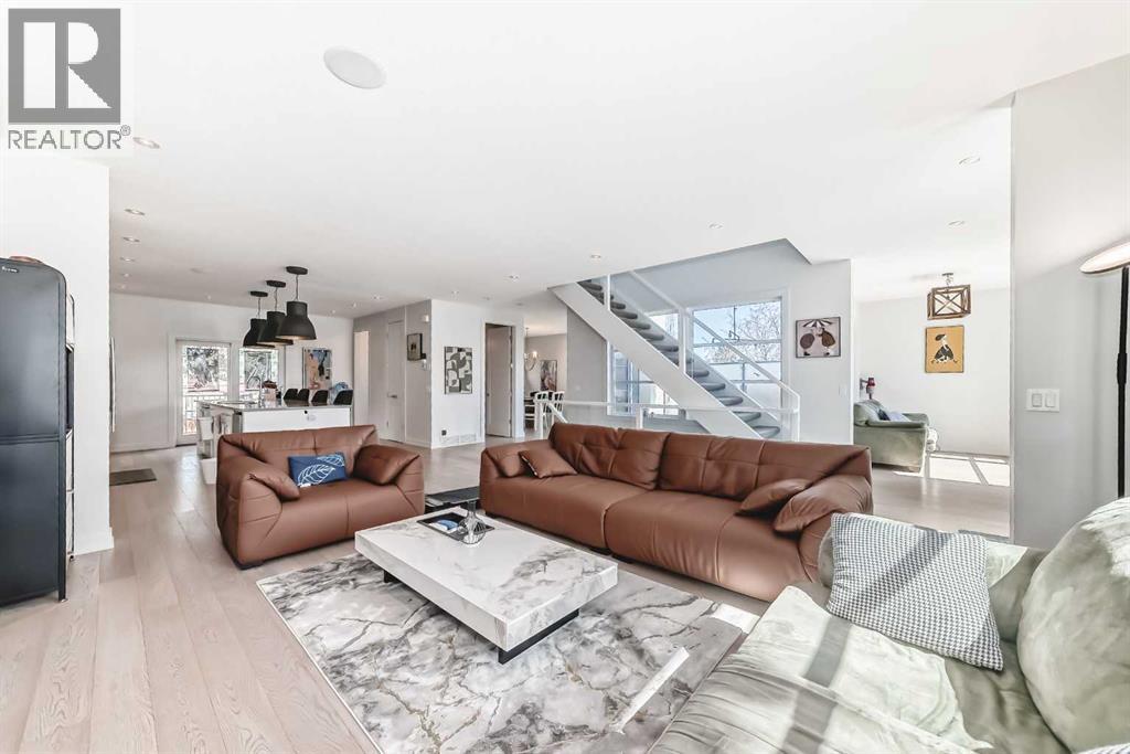 112 Hanover Road Sw, Calgary, Alberta  T2V 3J4 - Photo 9 - A2302268