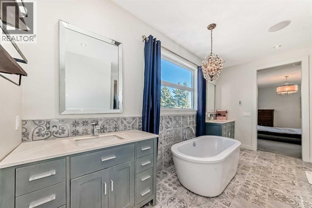 112 Hanover Road Sw, Calgary, Alberta  T2V 3J4 - Photo 19 - A2302268