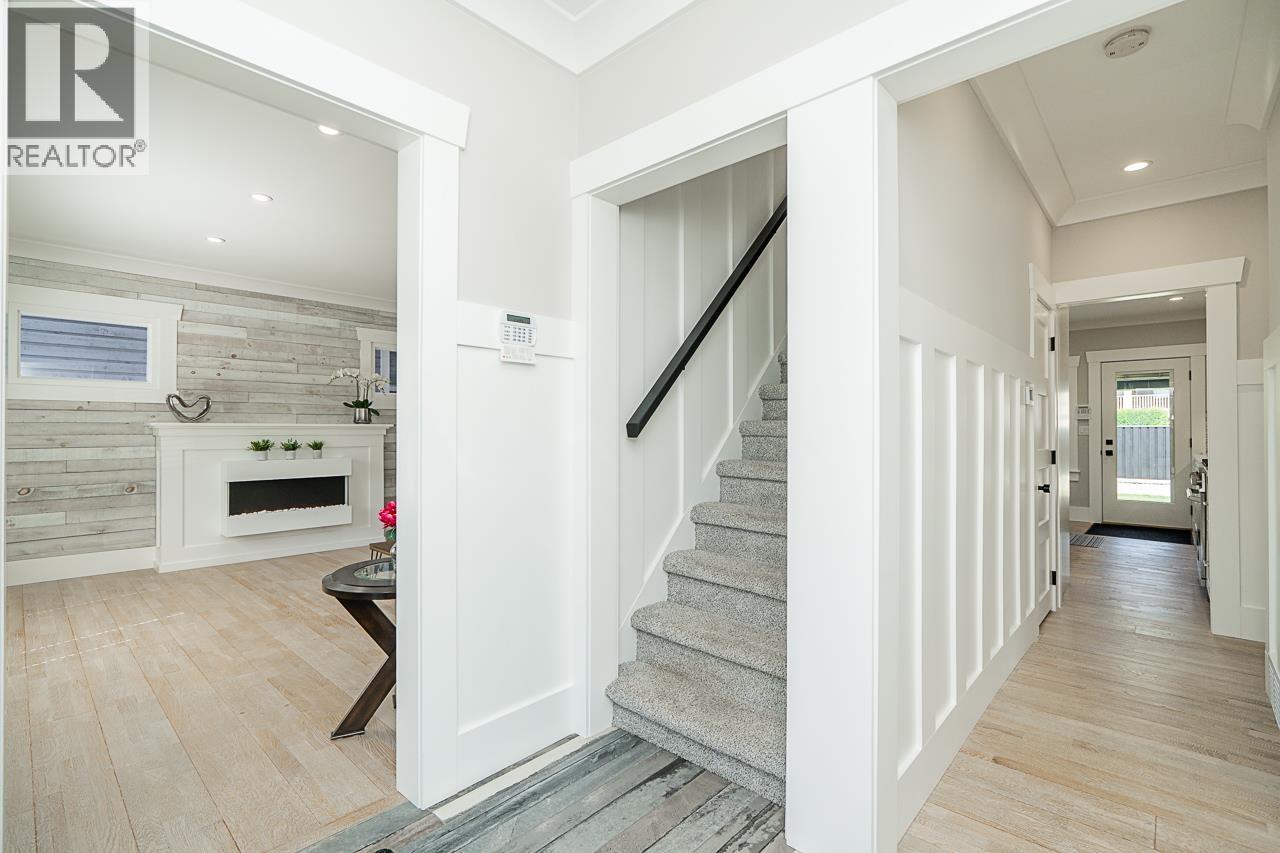 905 Edinburgh Street, New Westminster, British Columbia  V3M 2V2 - Photo 4 - R3113609