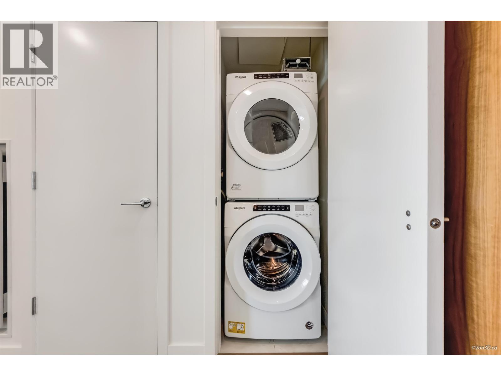 2407 595 Austin Avenue, Coquitlam, British Columbia  V3K 0G7 - Photo 14 - R3113299