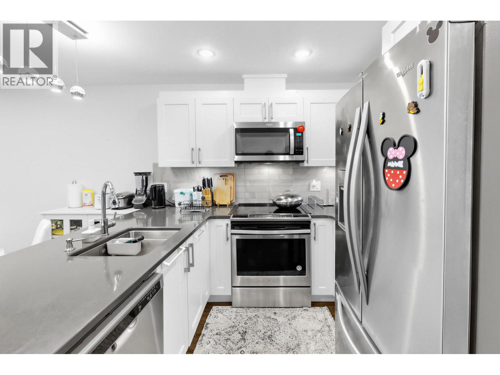 401 1990 Westminster Avenue, Port Coquitlam, British Columbia  V3B 1E8 - Photo 4 - R3113754