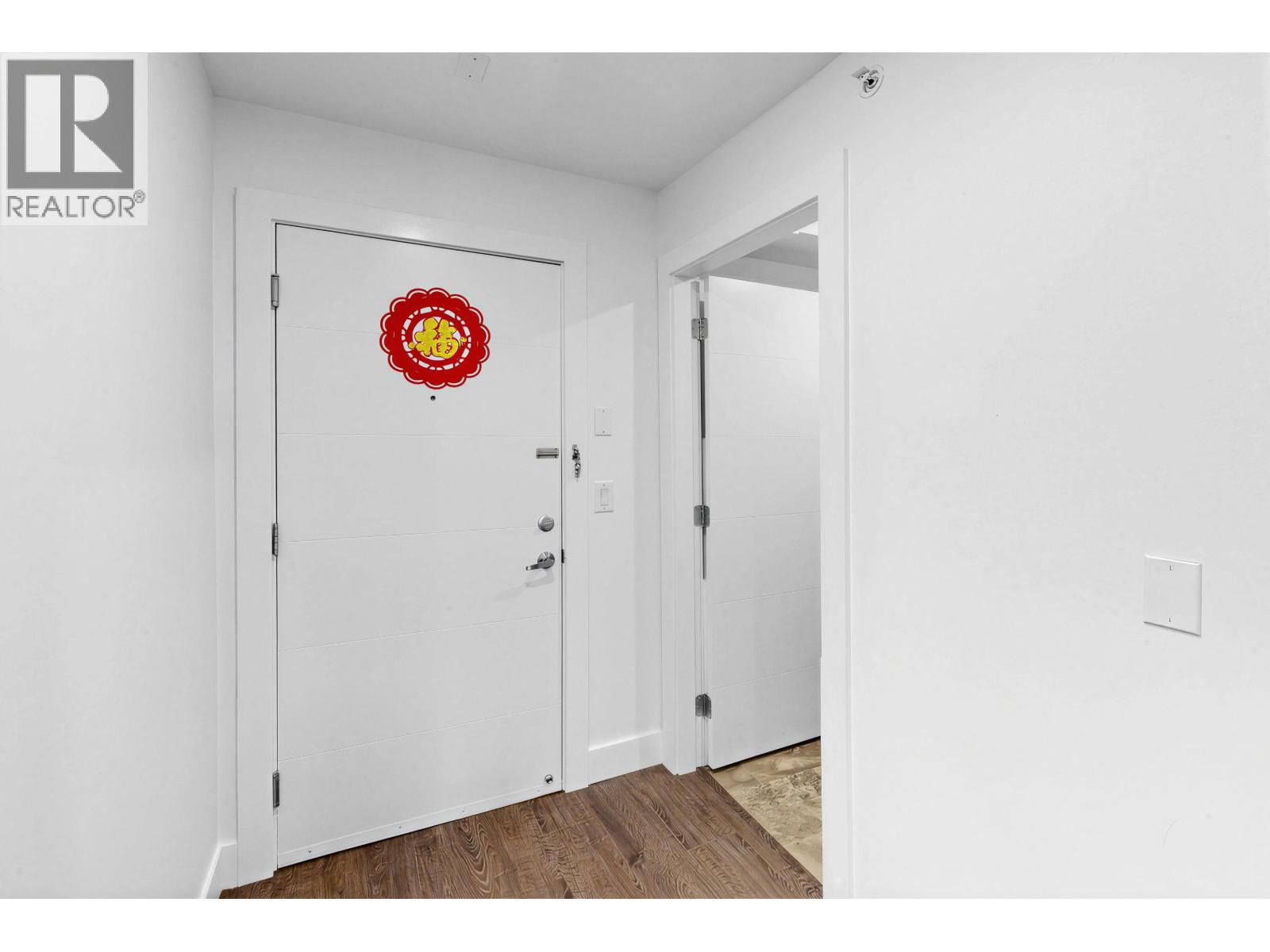 401 1990 Westminster Avenue, Port Coquitlam, British Columbia  V3B 1E8 - Photo 26 - R3113754